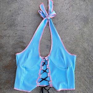 Baby pink & blue lace up crop top • medium